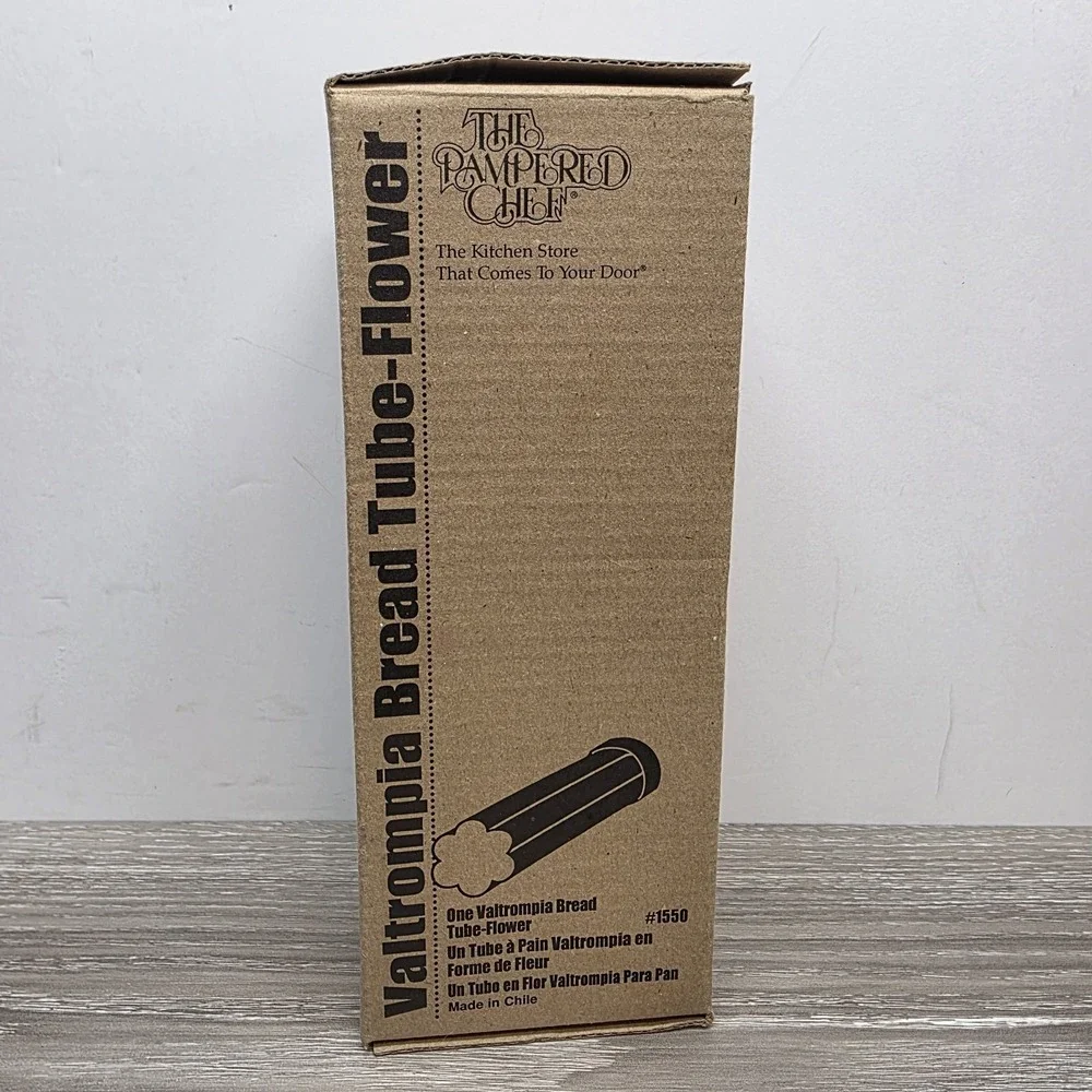 NEW! The Pampered Chef Valtrompia Bread Tube Flower #1550 Makes Beautiful Bread!